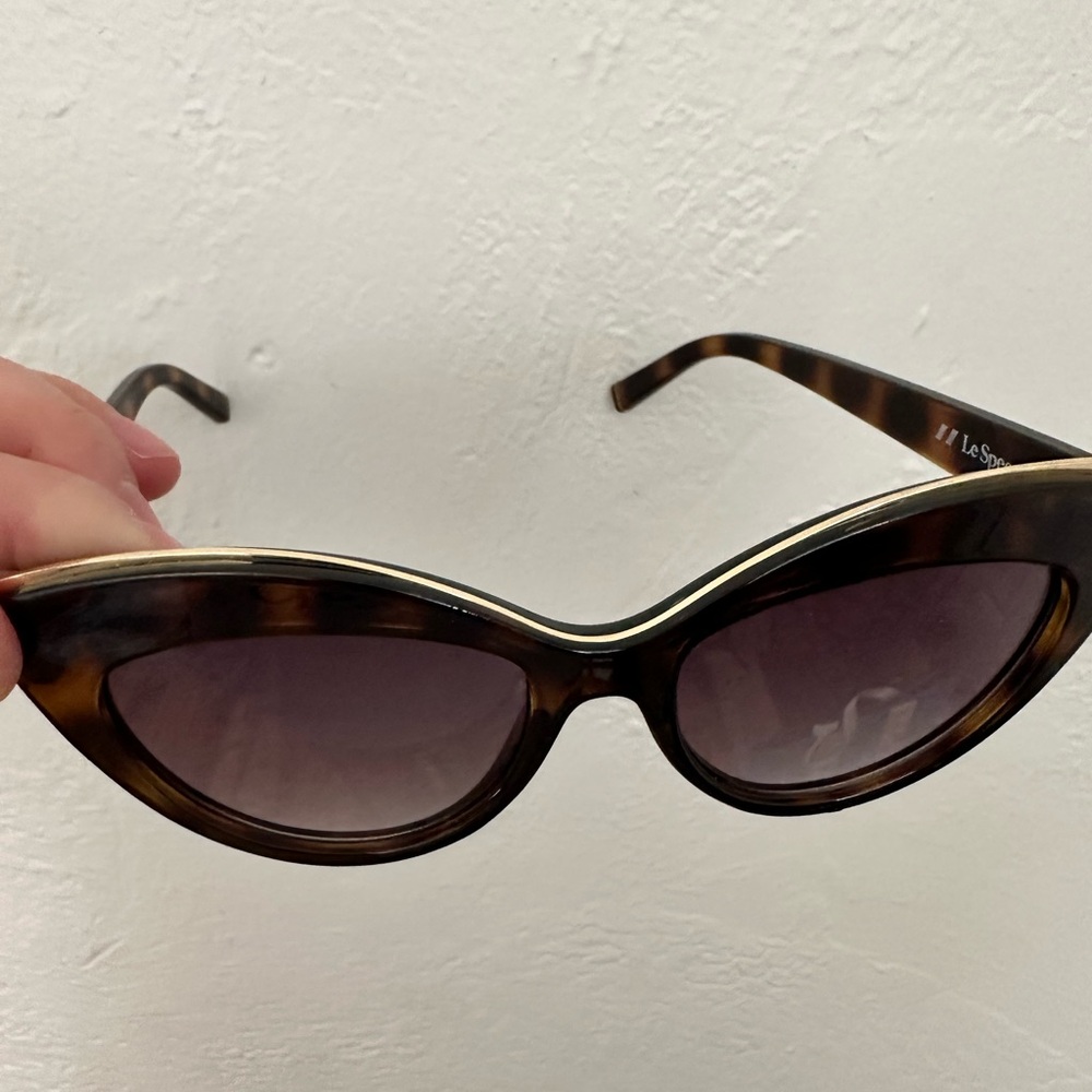 Le Specs Brown Cat-Eye Glasses with Gradient Lenses